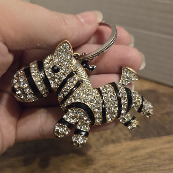 Zebra Crystal Rhinestone Pendant Keychain - Picture 10 of 12